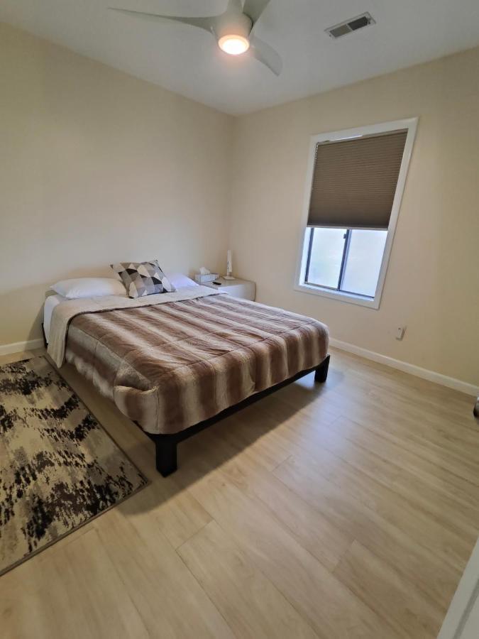 Modern/Retro Condo ไฮพอยท์ ภายนอก รูปภาพ