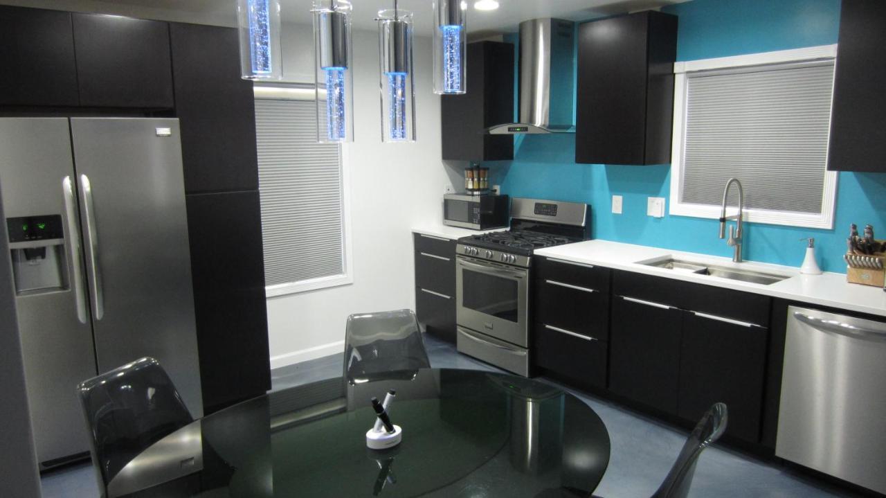 Modern/Retro Condo ไฮพอยท์ ภายนอก รูปภาพ